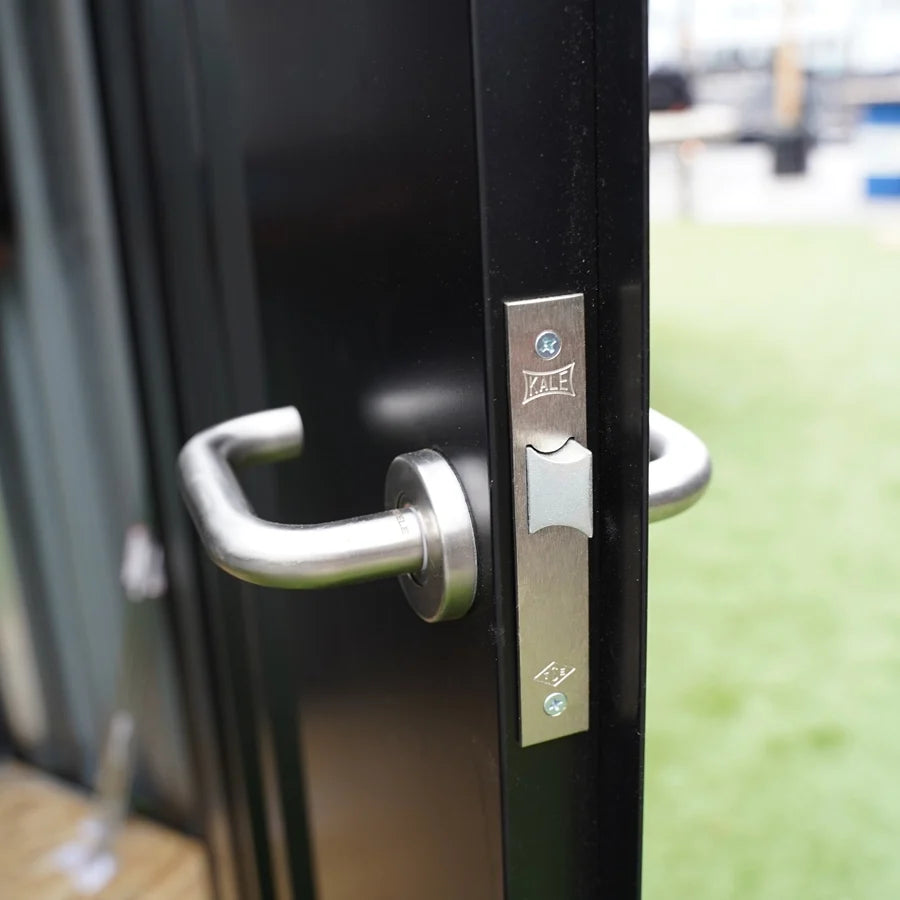 Bar Container 3×2 Meter Schwarz RAL 9005