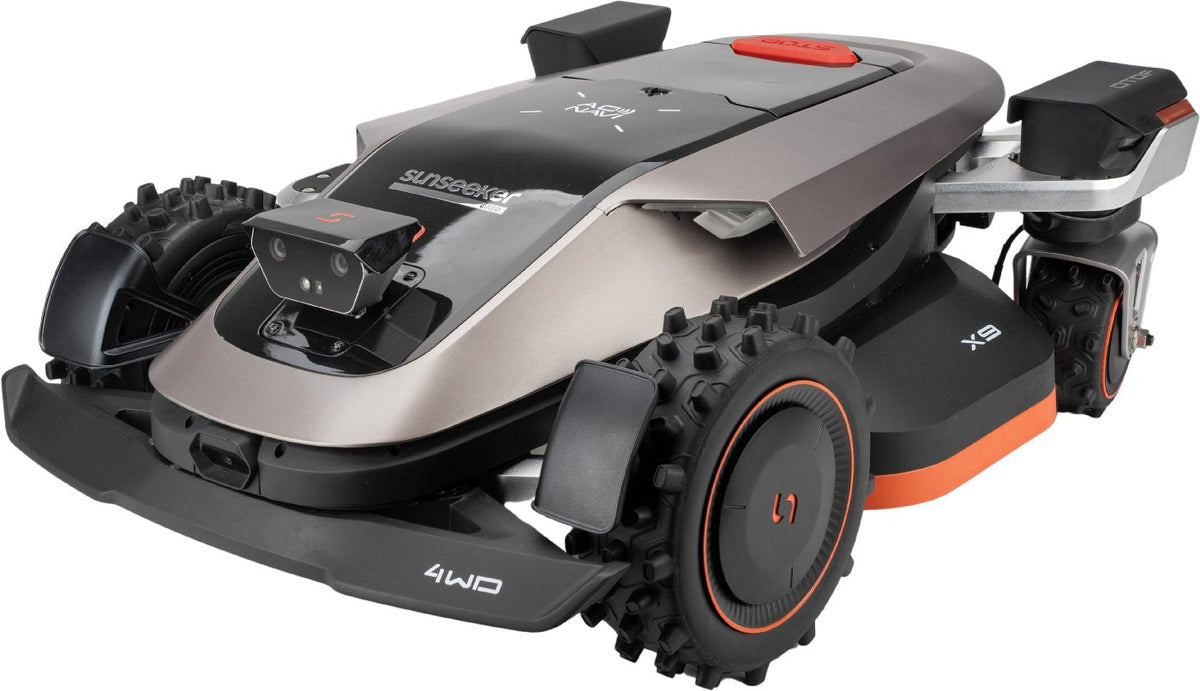 Sunseeker kabelloser Mähroboter X9 Plus für Sportplätze und Großflächen (mit Allradantrieb)