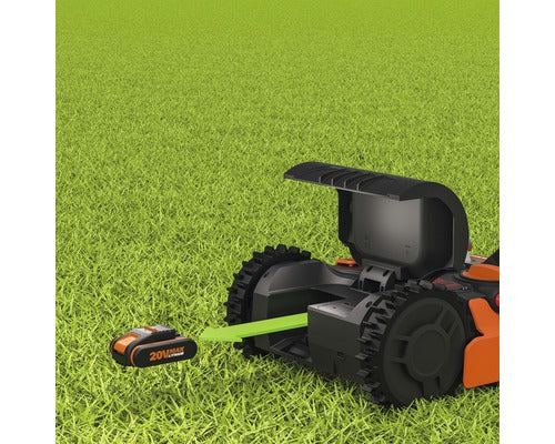 WORX 20V Akku-Mähroboter Landroid L2000 22cm/2.000 m² mit App WR155E, inkl. Installationsmaterial