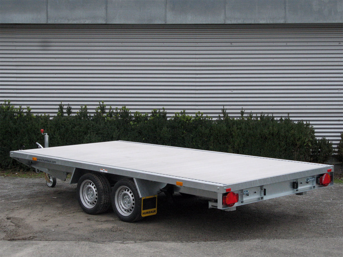 Humbaur Universal 3500 Aluboden, Seilwinde, Rampen