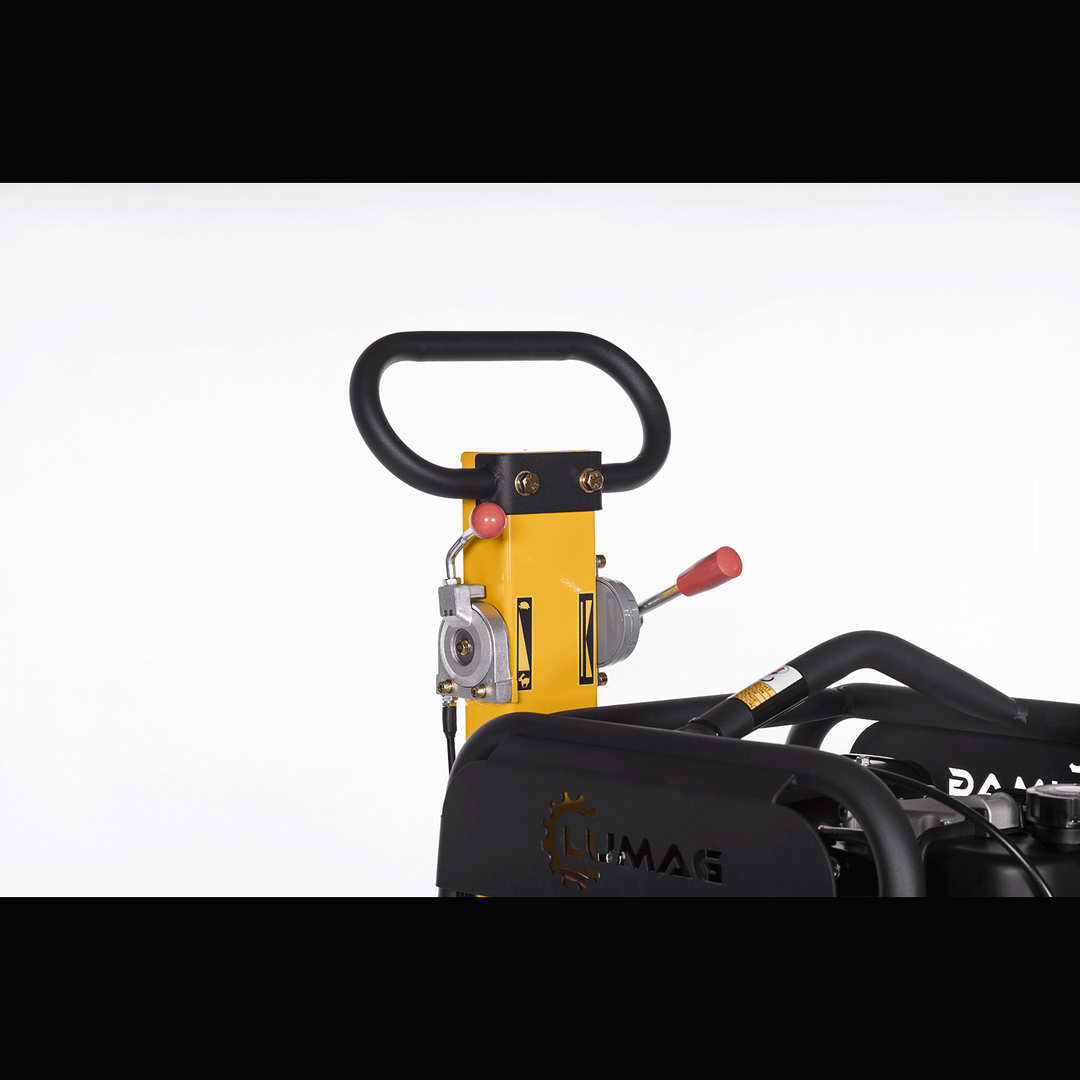 LUMAG RPi31D – Rüttelplatte reversierbar mit 199 kg inkl. Transportfahrwerk und Gummimatte